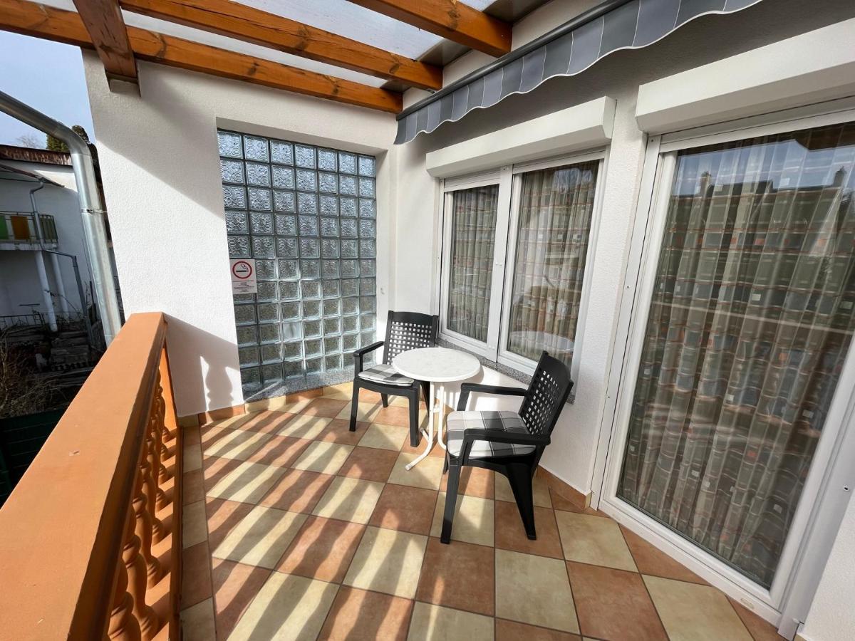 Karolin Apartman Бюк Экстерьер фото