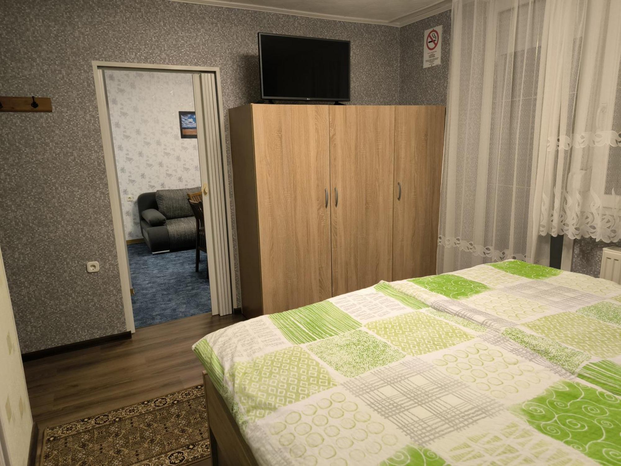 Karolin Apartman Бюк Экстерьер фото